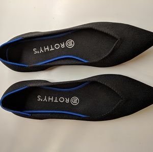 Rothy's pointed toe "The Point" black flats 9.5